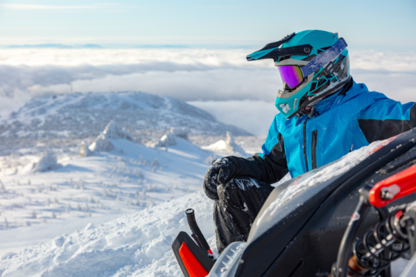 snowmobile_2094110398