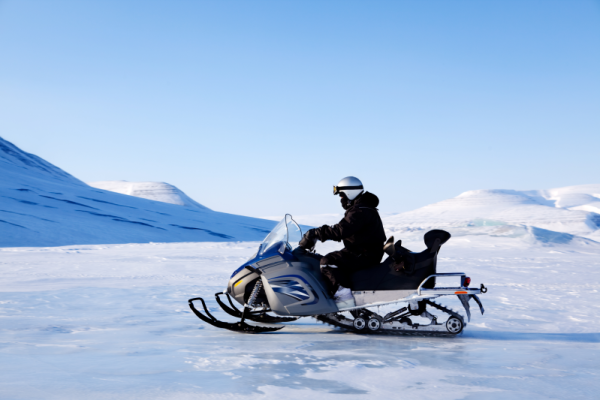 snowmobile_35481574